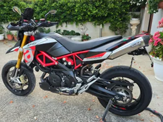 aprilia dorsoduro 900