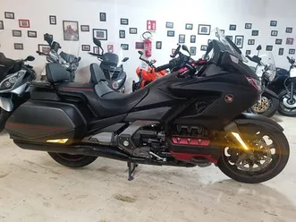 vendo-honda-gl-1800-gold-wing-tour-dtc-2018-20-usata-a-seregno-codice-9494111-moto