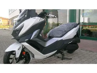 vendo sym cruisym 300 (2021 - 24) nuova a collesalvetti (codice 8420270) - moto.it