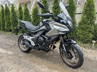 cf-moto-mt-700-motocykl-turystyczny-sulecin