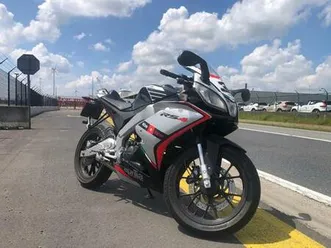 aprilia-rs4-2015-gp-replica-125-upgrade-cilinder-4t