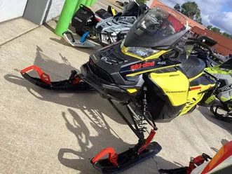 2021-ski-doo-renegade-r-x-rotax-r-9