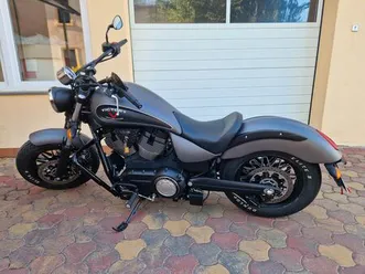 victory gunner mit dr. jekill & mr. hydappenauspuff