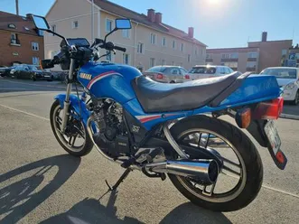 yamaha-xs400-12e-1982