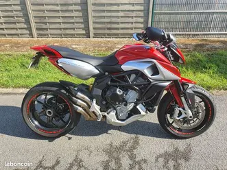 mv-agusta-rivale-800