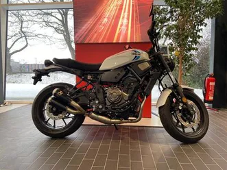 yamaha xsr700 heritage white mj 2022 tageszulassung akrapovic