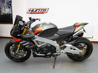 aprilia-tuono-v4-1100-factory