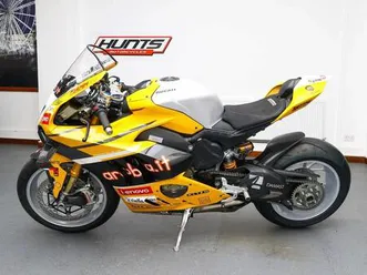 ducati-panigale-v4s