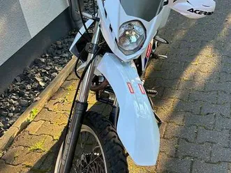 derbi-senda-enduro-in-weiss-gebraucht-in-altena-fur-eur-1-499