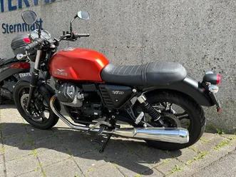 moto-guzzi-v7-ii-stone-750-a