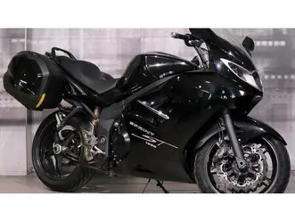 vendo triumph sprint 1050 st usata a casalgrasso (codice 9515418) - moto.it