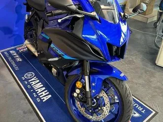 yamaha-r7-2024-icon-blue-0-km