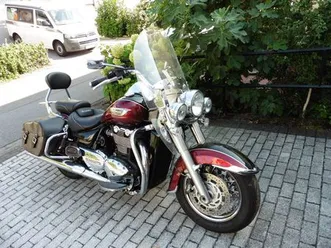 triumph thunderbird lt 1700