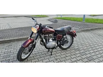 junak-m07-m10-1960r-przejsciowka-krakow-pradnik-czerwony