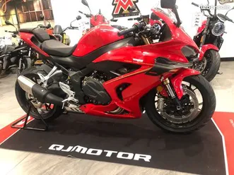 sportive-permis-a-a2-qj-motor-srk-800-rr