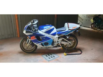 suzuki-gsxr-750-srad
