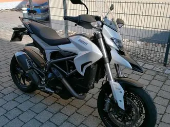 ducati hyperstrada / hypermotard 821