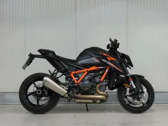 ktm 1390 super duke r 2024 vorführer inkl techpack
