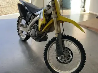 2016-rmz250