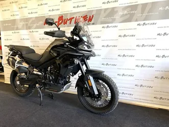 cfmoto 800 mt explore motorcykel många modeller i butiken • 2024