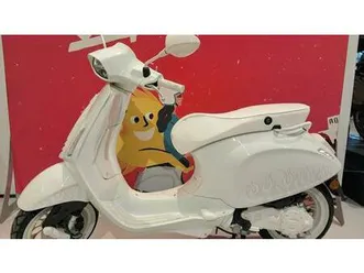 vendo vespa sprint 50 justin bieber (2022 - 24) usata a san giuliano terme (codice 9538392) - moto.it