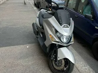 kymco-xciting-300i-grigio