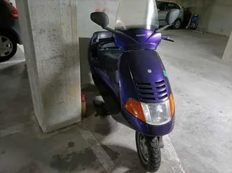 piaggio-hexagon-150-2t