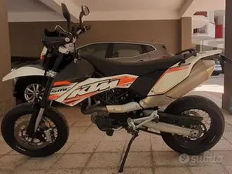 ktm 690 smc - 2011 supermotard