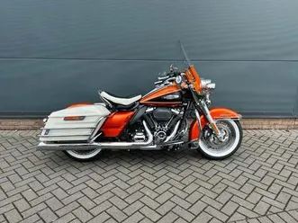 2023-harley-davidson-electra-glide-highway-king-custom-petrol-manual