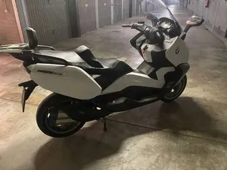 bmw-c-650-gt-bianco