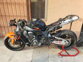 honda cbr 1000 rr fireblade arancione