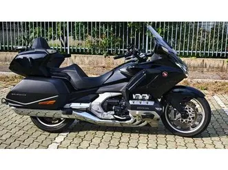 vendo honda gl 1800 gold wing tour (2018 - 20) usata a milano (codice 9550808) - moto.it