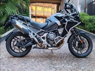vendo-triumph-tiger-1200-gt-explorer-2022-23-usata-a-milano-codice-9552557-moto-it