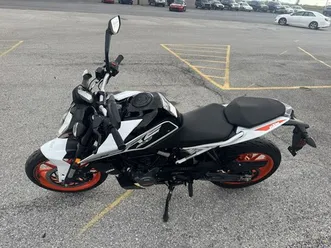 2021-ktm-200-duke