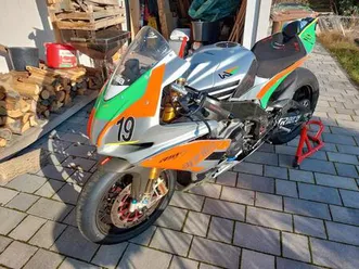 aprilia rsv4 r aprc