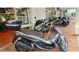 vendo piaggio beverly 300 i.e. abs-asr (2016 - 20) usata a tivoli (codice 9559188) - moto.it