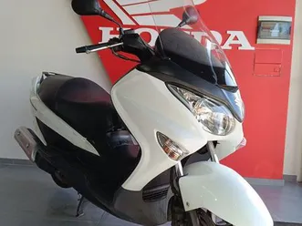 burgman-125-abs-promotion-1699e-au-lieu-de-1999e-garantie-jusqu'a-36-mois