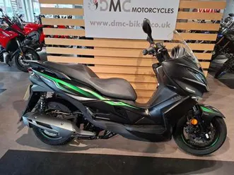 kawasaki-sc-j125-clf-125-cc-scooter-fully-serviced