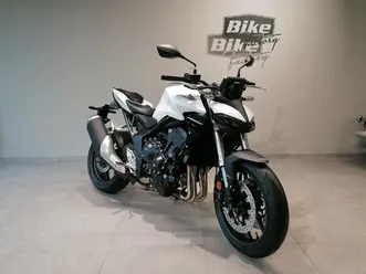 moto neuve: honda cb1000 hornet