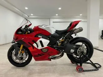 ducati-panigale-v4r-2023-nuova