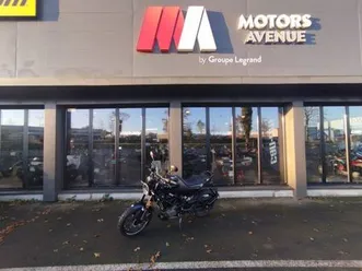 husqvarna-svartpilen-125-abs-2023-125-cm3-moto-roadster-200-km-noir-29400-landivis