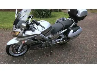 yamaha-fjr-2008-not-the-usual-blood-bike-hack-this-is-lovely
