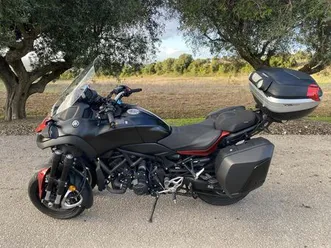 yamaha-niken-gt-900-akrapovic-campo-de-ourique