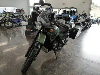 2022-royal-enfield-himalayan-pine-green