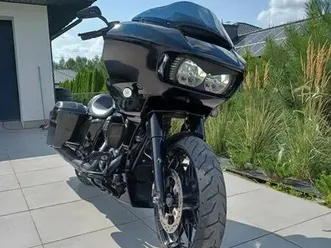 harley-davidson touring road glide