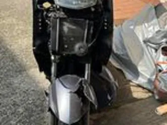 scooter-kymco-dink-125-incidentato