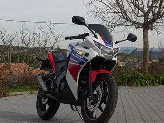 honda cbr125r (2017) nelas