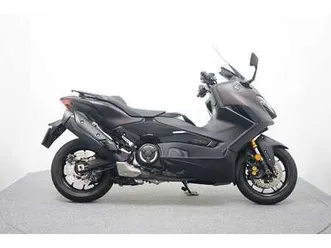 yamaha-tmax-560-t-max-tech-max