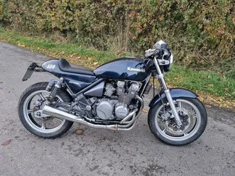 kawasaki-zephyr-550-zr550b-caferacer-bis-23-3-fp-1599eur