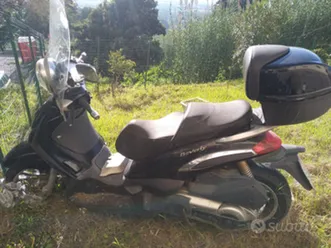 beverly-500-in-buone-condizioni-anno-2005